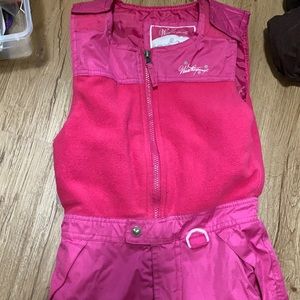 Snow bib size 6- priced to sell